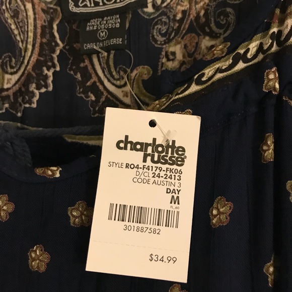 Patterned Dress - Picture 2 of 3